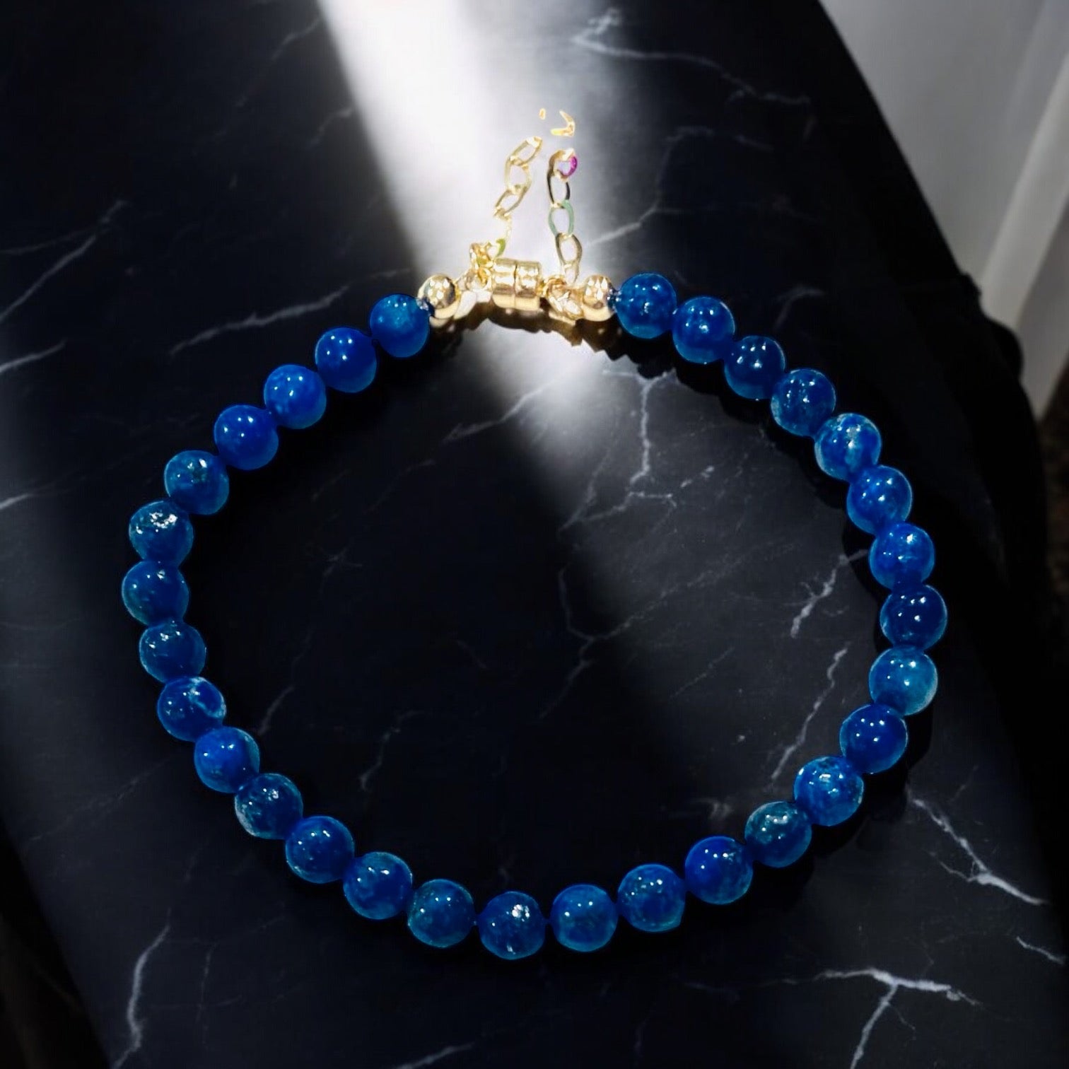 lapis line bracelet in 14K gold