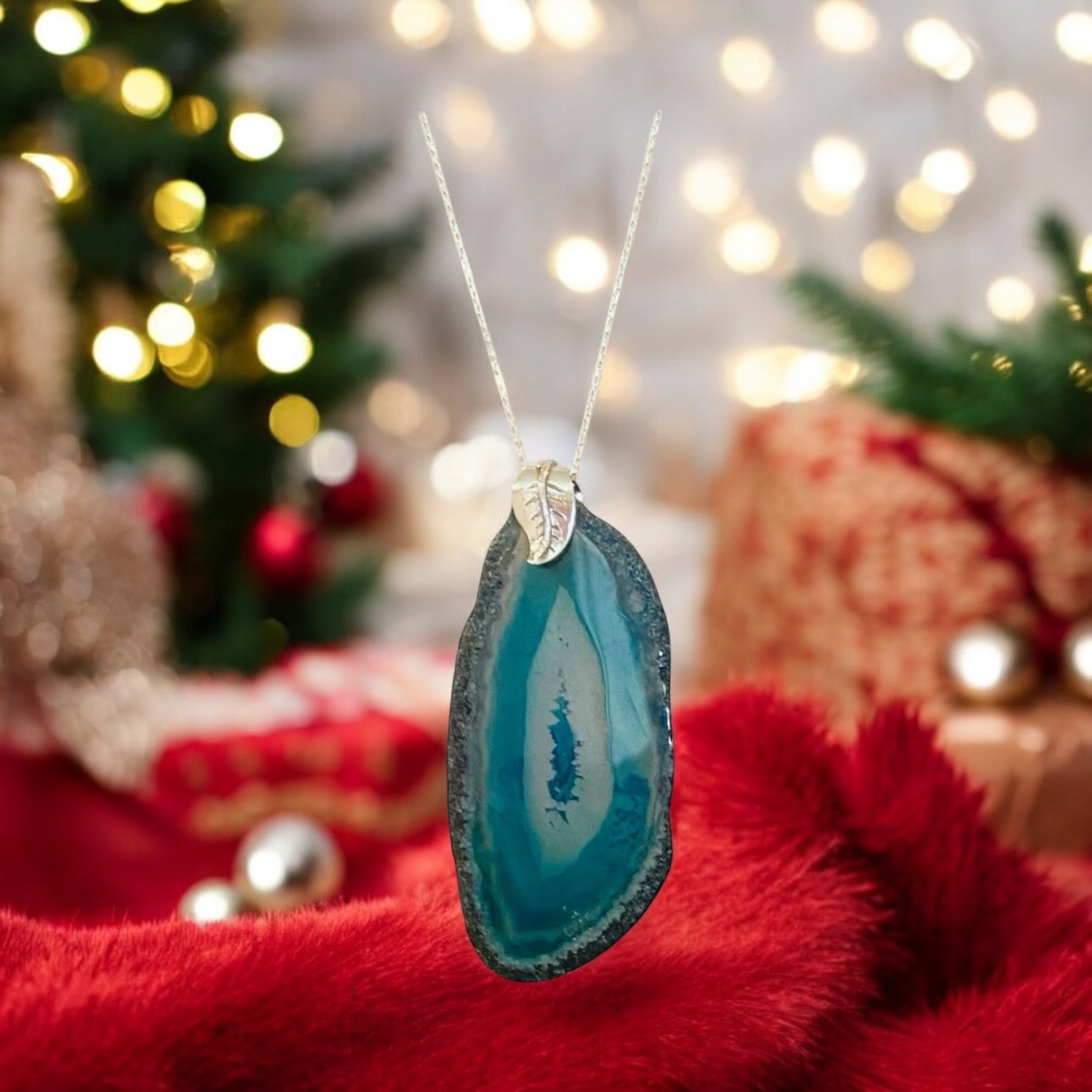 multi-blue agate slice in sterling silver chain